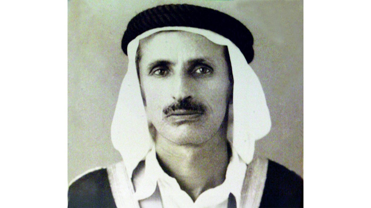 جلسة أدبية حول سيرة الشاعر الإماراتي الراحل أحمد بن سلطان الفلاسي