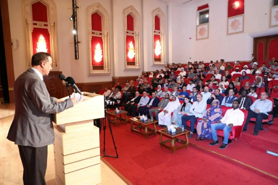 أمسية شعرية في بيت الشعر بالشارقة تجمع بين الرومانسية والحنين والغربة